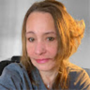 Meet your Posher, Stacy